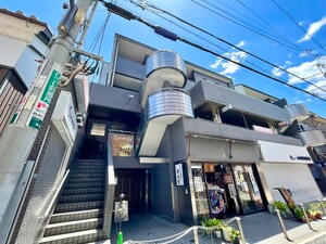 ツインコート岡本