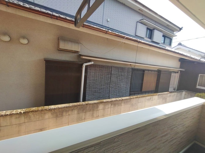 室内からの展望 マルベリ－