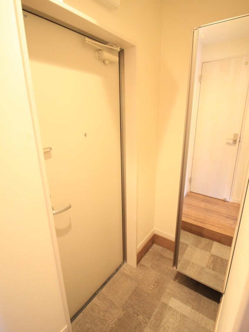 玄関 ALEGRIA瓢箪山上四条