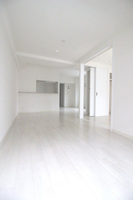 居室 エタニティⅠ谷町