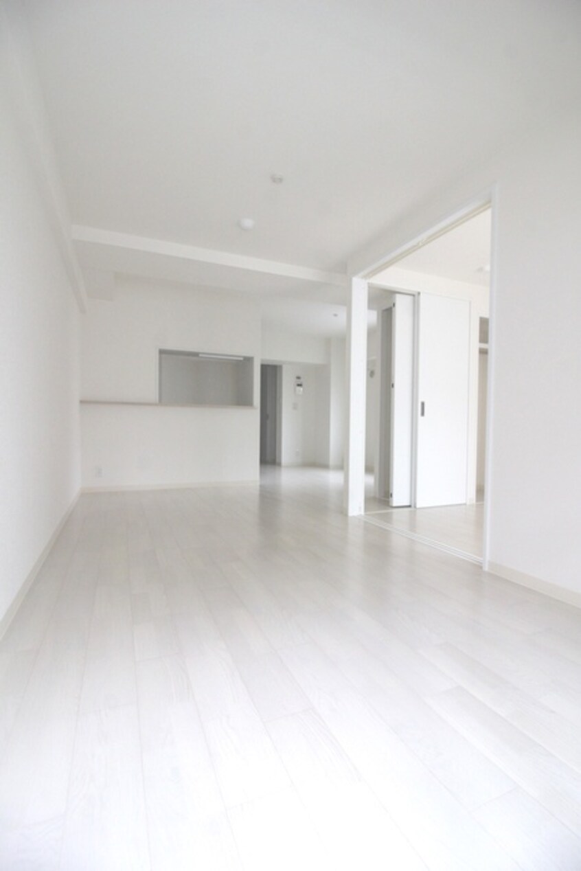 居室 エタニティⅠ谷町