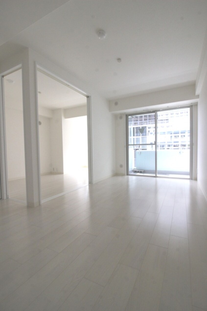 居室 エタニティⅠ谷町