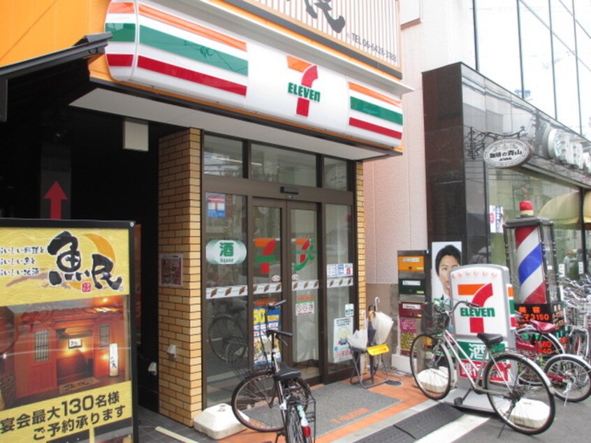 セブンイレブン阪急塚口駅北店(コンビニ)まで115m ＣＡＳＡ　ＦＥＬＩＣＥ