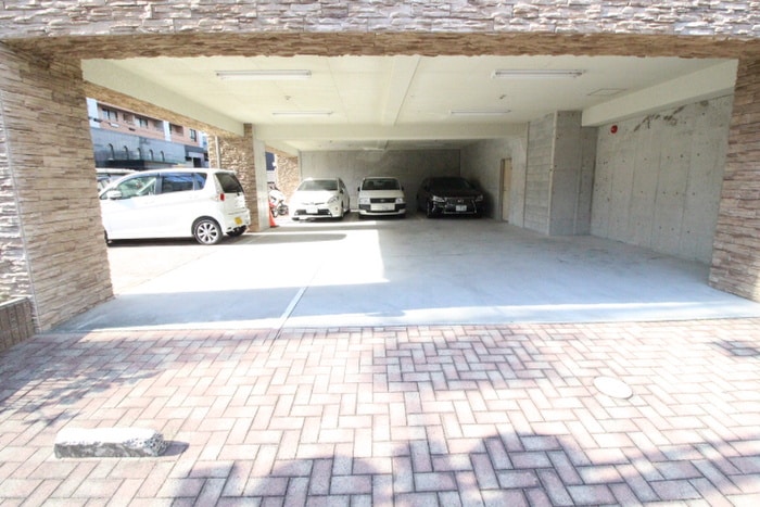 駐車場 ロ－タリ－マンション香里西之町