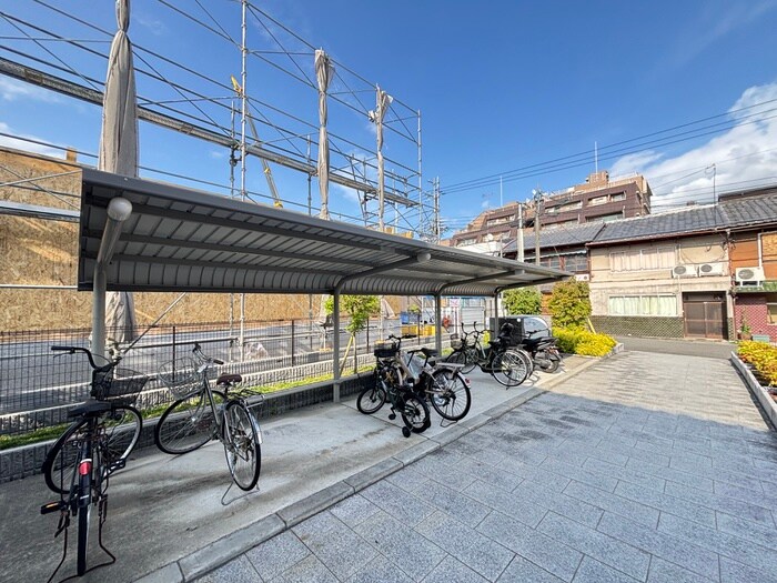 駐輪場 カトル・セゾン