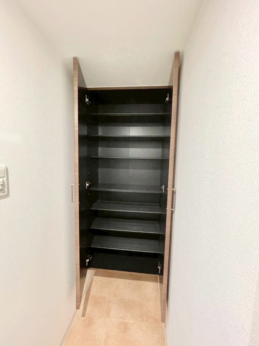 靴箱 Ｌｕｘｅ東灘