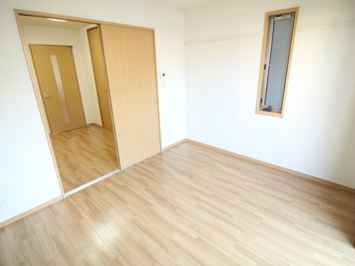 居室 アインスフィア