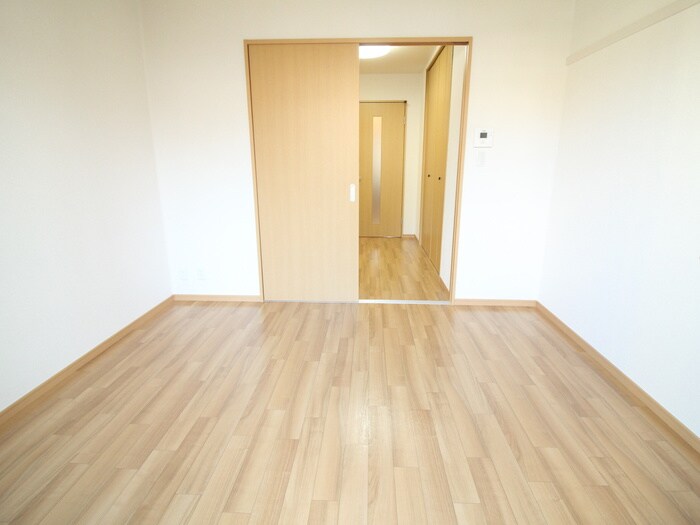 居室 アインスフィア