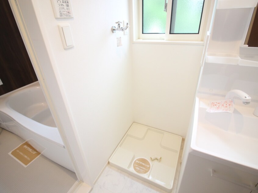 洗濯機置場 エレノア若竹　A棟