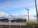サンプラザ(スーパー)まで600m ＣＡＳＡ・ＣＯＭＦＯＲＴ