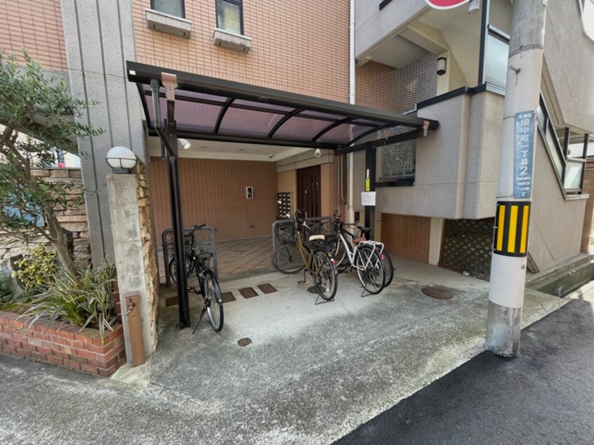 駐輪場 オズコ－ト神戸本山