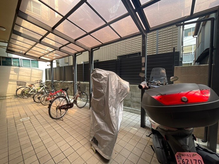 駐輪場 東神ビル