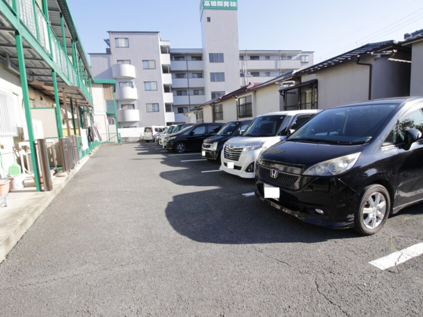 駐車場 グリ－ンハイツ山中