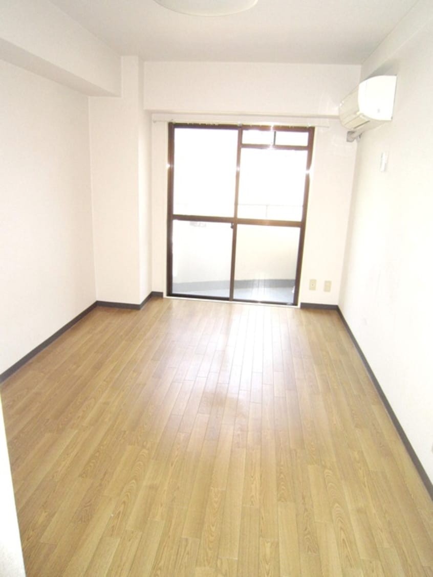 居室 シャンクレール南堀江