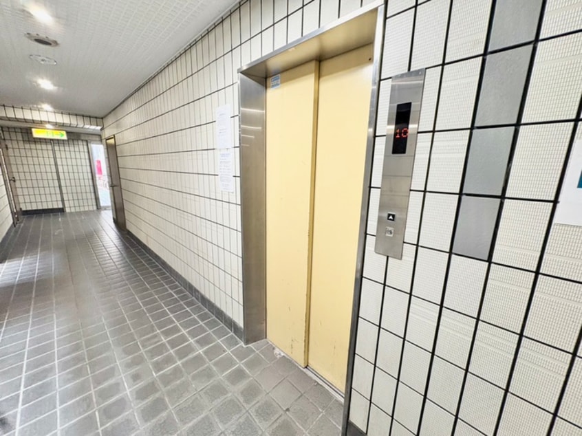 エントランス部分 シャンクレール南堀江