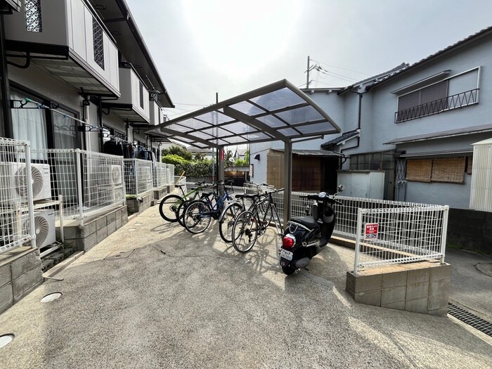 駐輪場 クインズコート豊島