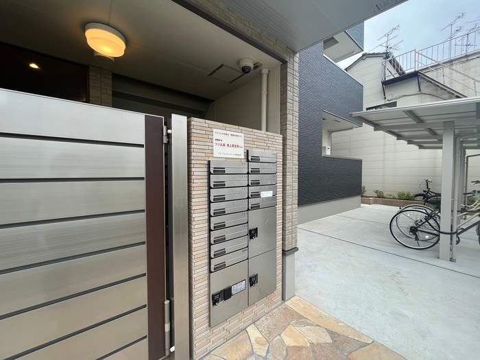 エントランス部分 フジ丸高東上野芝町