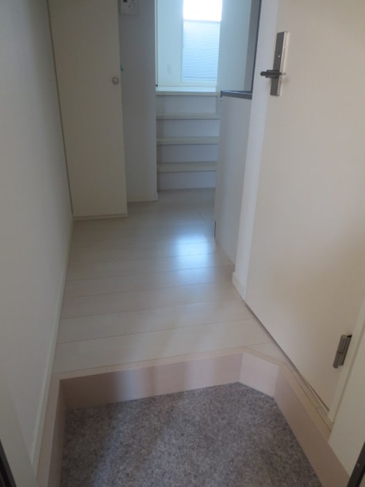 玄関 ブランジーノ塚本