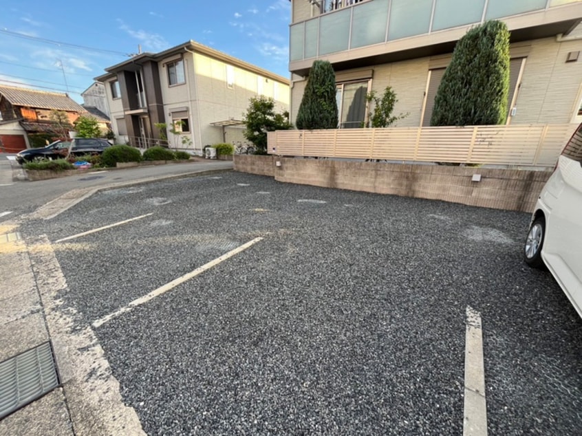 駐車場 シャーメゾン栄