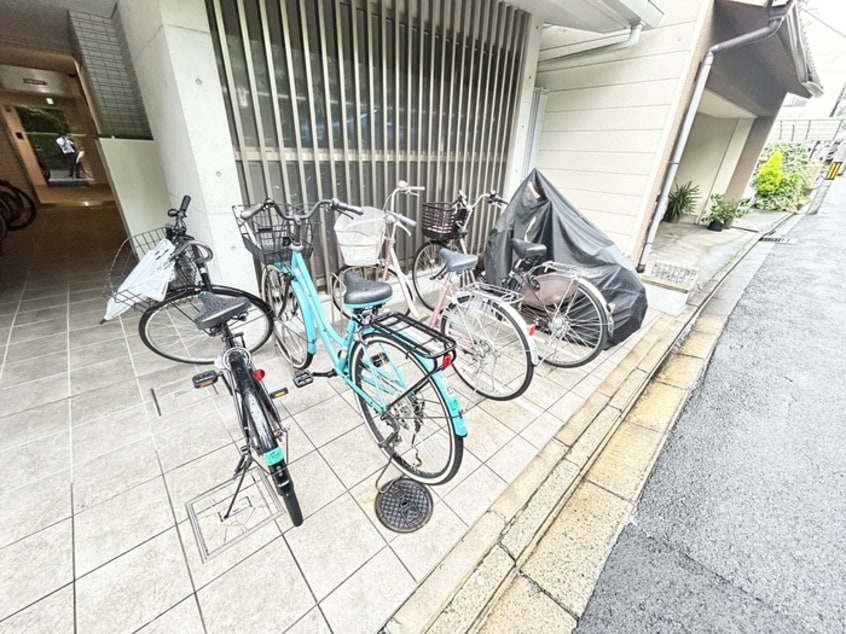 駐輪場 メゾン・メルシー