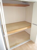 収納 コア　セカンド山下