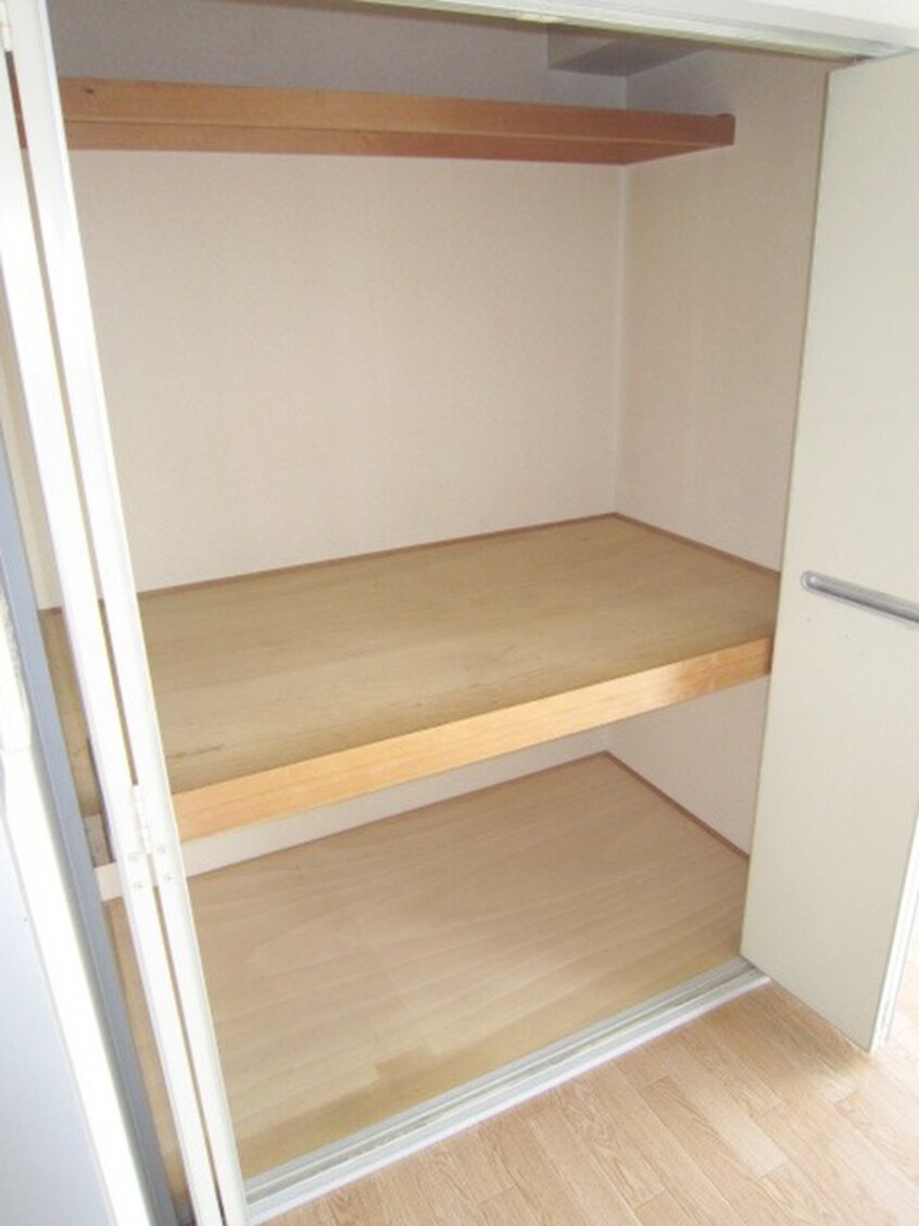 収納 コア　セカンド山下