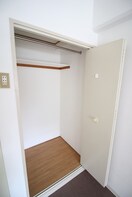 収納 ホワイトハイツカドタ