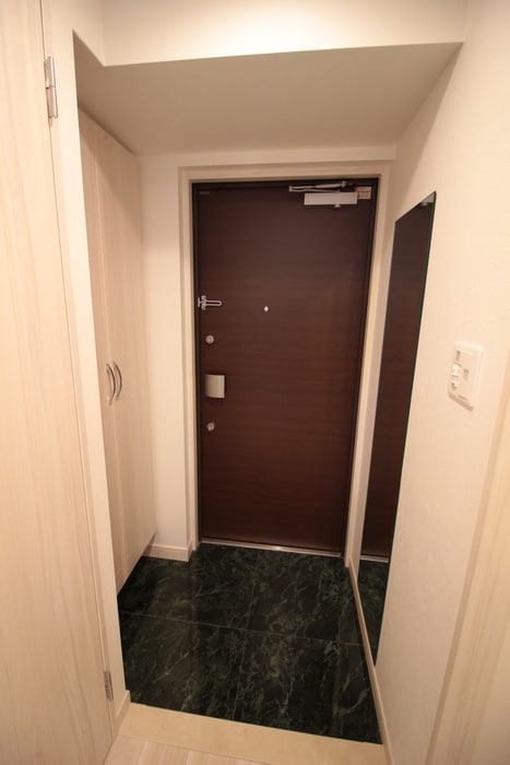 玄関 スプランディッド安土町