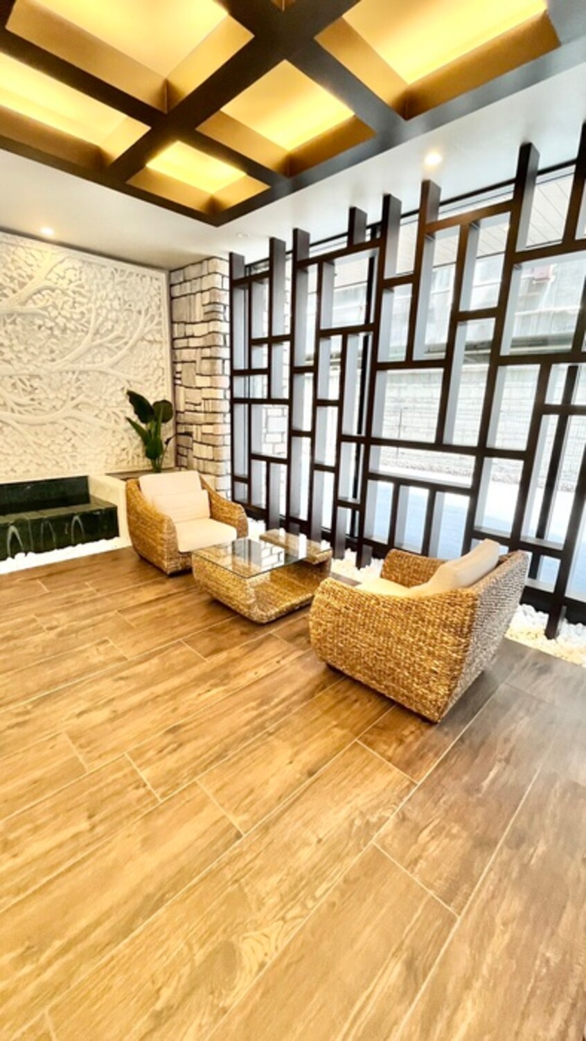 エントランス部分 スプランディッド安土町