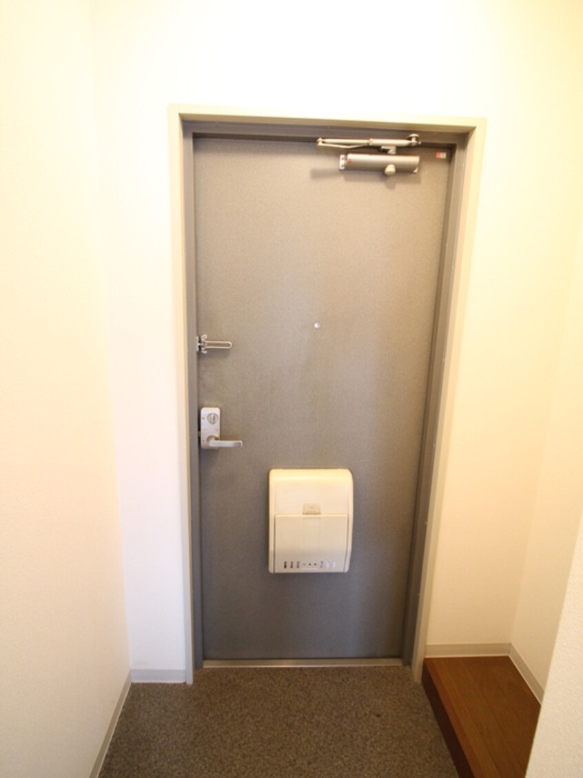 玄関 フェリシティ　キア