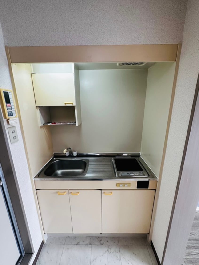 キッチン コモディタ竹屋町