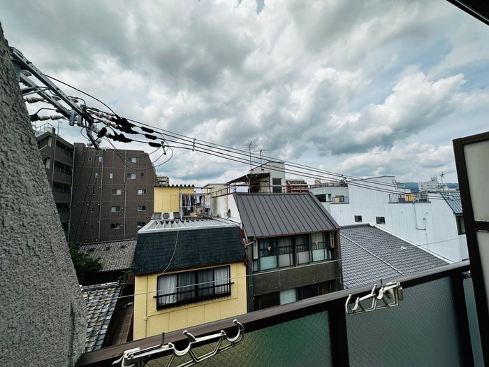 室内からの展望 コモディタ竹屋町