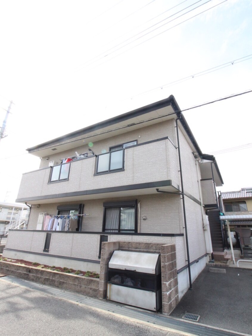 エントランス部分 ルネ