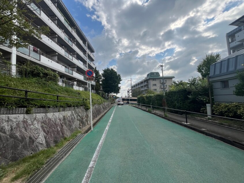 周辺環境 アルビス五月ヶ丘１０３号棟