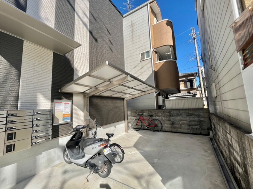 駐輪場 エステイトE桂川B棟