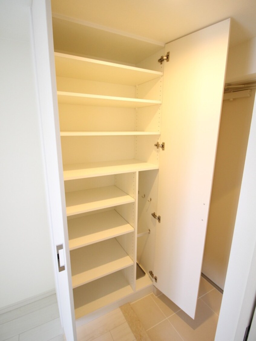 靴箱 フォレスト西大路五条