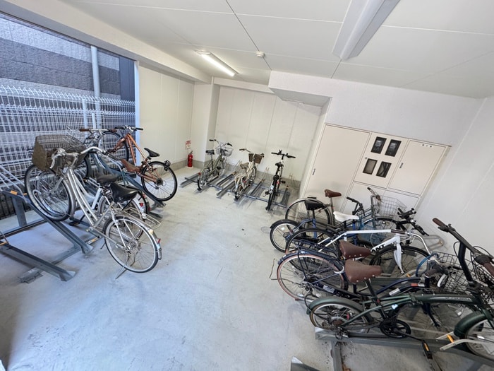 駐輪場 ラ・フォンテ春日野