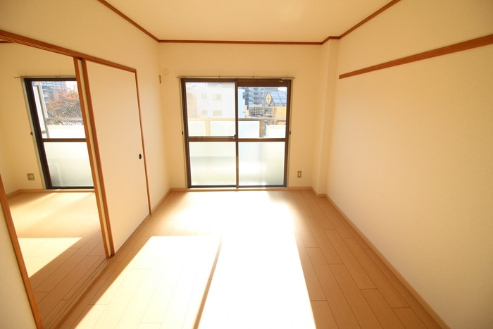 居室 第２タツミマンション