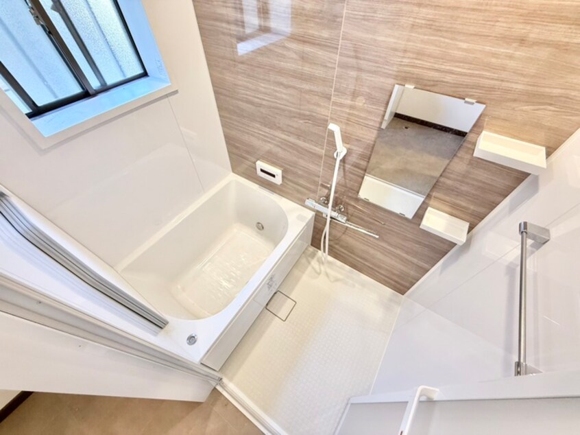 バス／シャワールーム等 名木2丁目1-114貸家