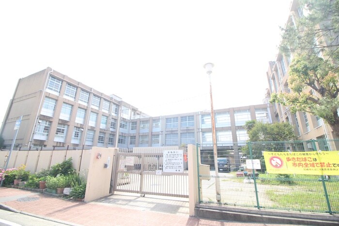 尼崎市立立花西小学校(小学校)まで230m 南武庫之荘ア－バンリズ