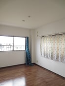 居室 ドミ－ル綾園