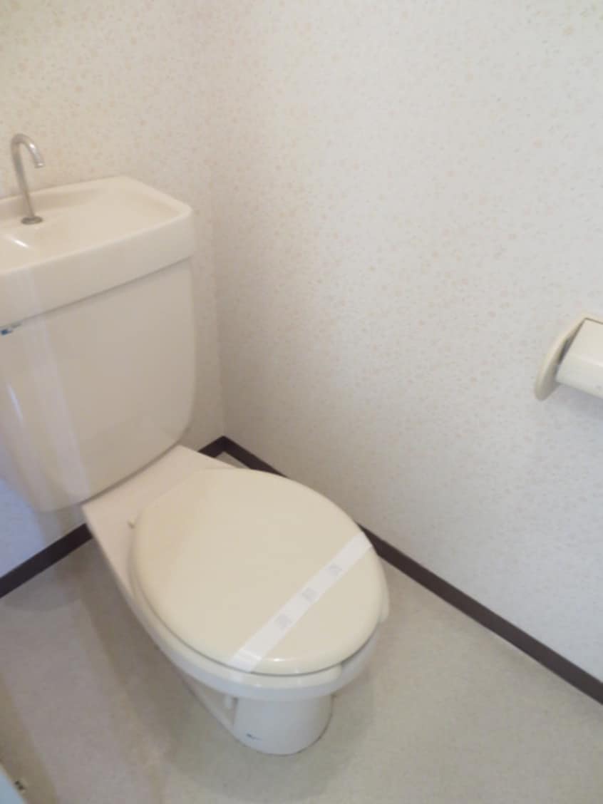 トイレ ドミ－ル綾園