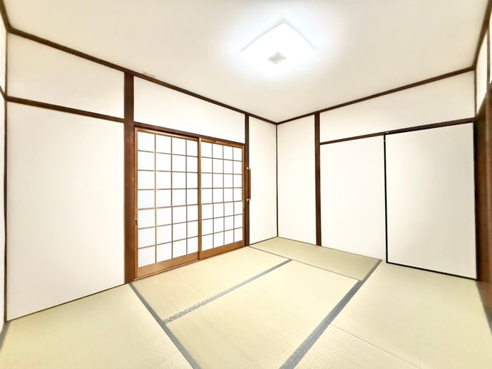 居室 小倉町南浦15-29貸家