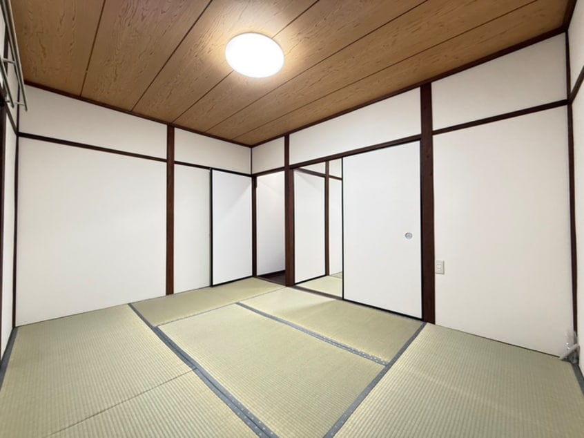 居室 小倉町南浦15-29貸家