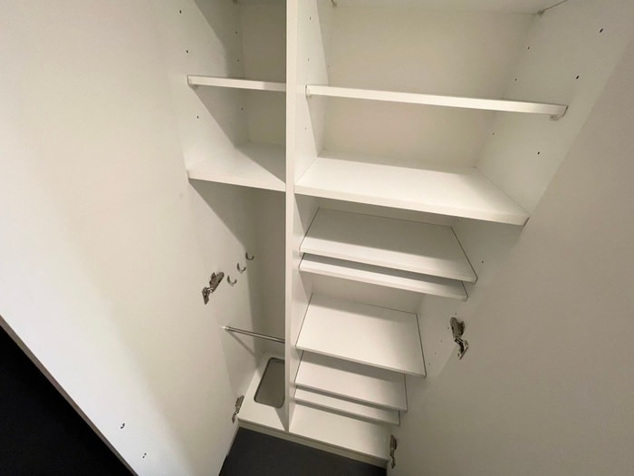 靴箱 ﾌﾟﾚｻﾝｽ三宮ｴﾚｶﾞﾝｼｱ(303)