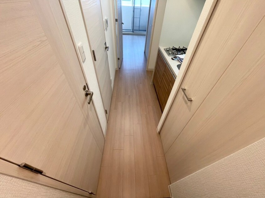 廊下 ﾌﾟﾚｻﾝｽ三宮ｴﾚｶﾞﾝｼｱ(303)