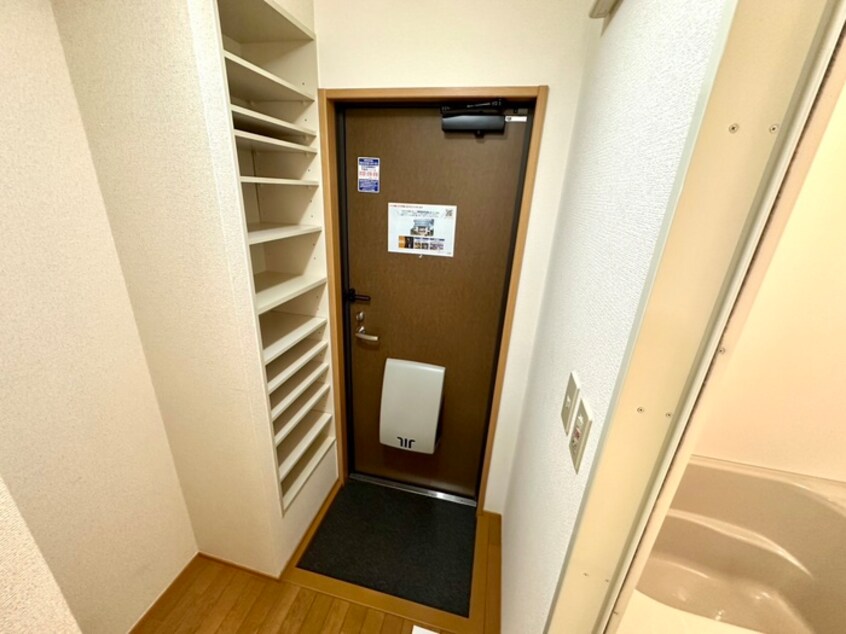 玄関 茜ハイツ