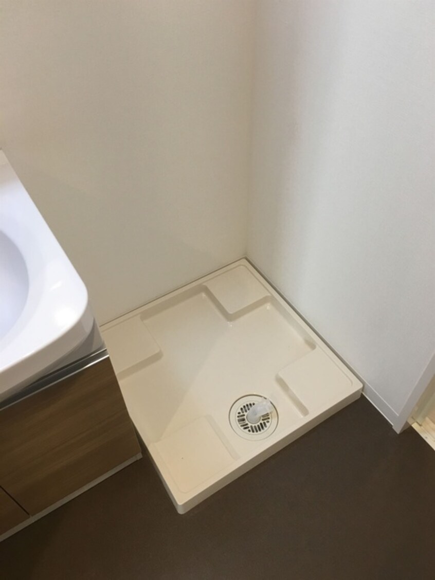 洗濯機置場 タカロク　エデン