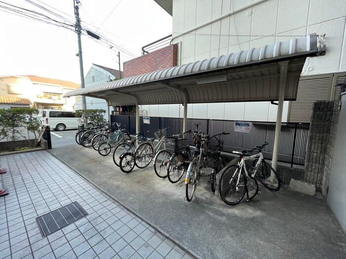 駐輪場 昭和町エクセルハイツ