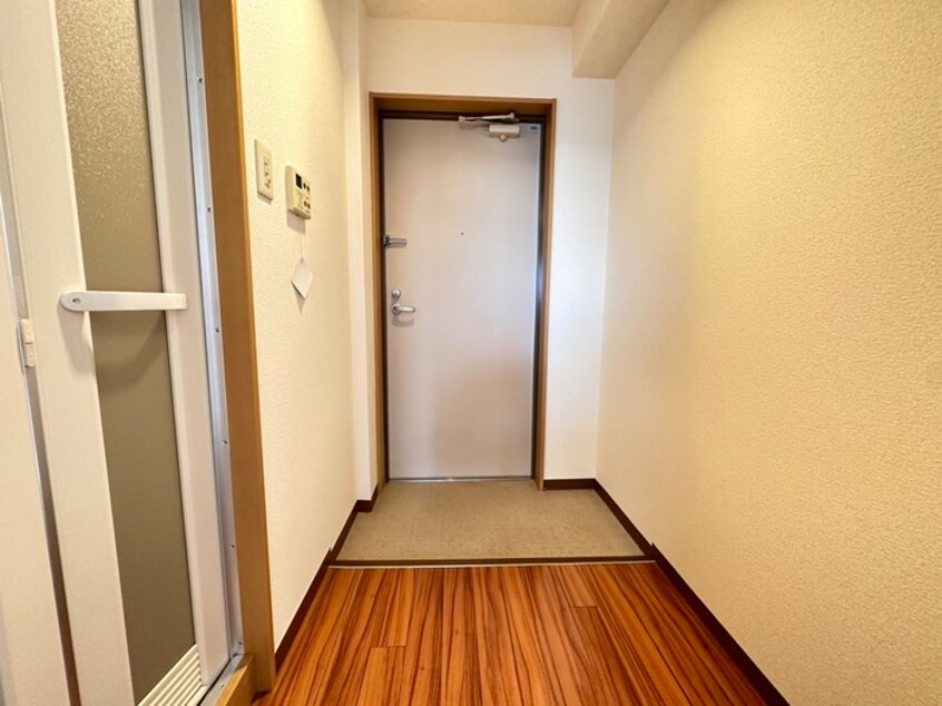 廊下 レーベンなぎの宮